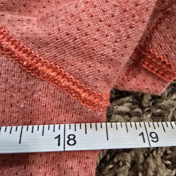 THE NORTH FACE FLASHDRY ACTIVEWEAR SHIRT Women's Size S DARK PINK Short Sleeve - Picture 3 of 5